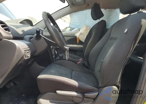 2010 Toyota Yaris z USA, uszkodzony, nr VIN JTDBT4K35A1360245